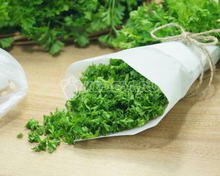 Замороженная петрушка на зиму