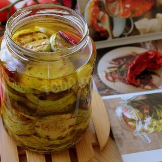 Жареные кабачки на зиму пальчики оближешь