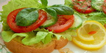 бутерброд с авокадо