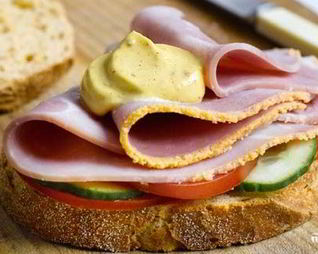Бутерброд с ветчиной