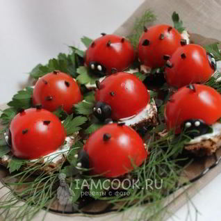 Бутерброды Божья коровка