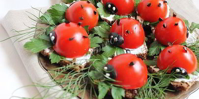 бутерброды божья коровка