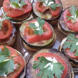 Бутерброды из кабачков