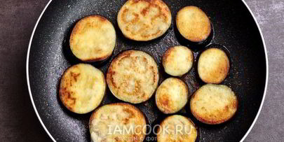 бутерброды с баклажанами, помидорами и чесноком