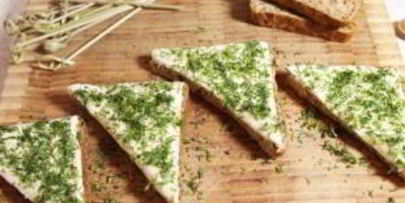 бутерброды с килькой