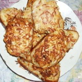 Бутерброды с колбасой и картошкой