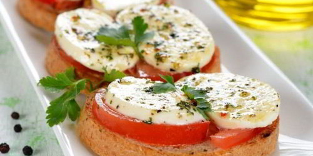 Рецепт бутерброды с курицей и моцареллой