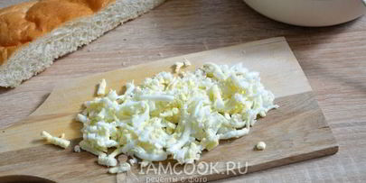 бутерброды с печенью трески и яйцом