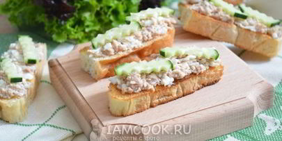 бутерброды с печенью трески и яйцом