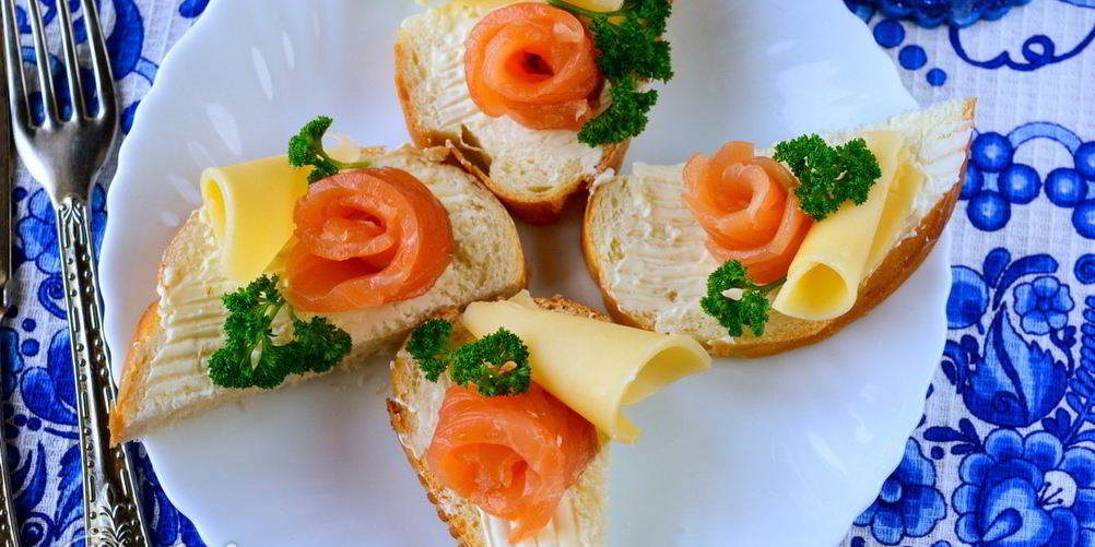 Рецепт бутерброды с семгой и сыром