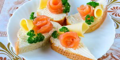 бутерброды с семгой и сыром