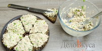 бутерброды с тунцом, яйцом и зеленым луком