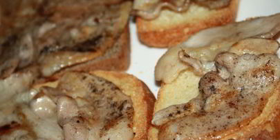 бутерброды с жареным беконом