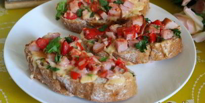 горячие бутерброды к завтраку