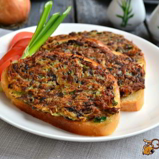 Горячие бутерброды с картофелем и грибами