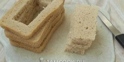 горячие бутерброды с колбасой и яйцом