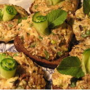 Горячие бутерброды с тунцом