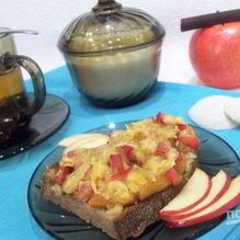 Рецепт Горячие бутерброды с яблоками и сыром