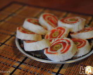 Рулеты — бутерброды с красной рыбой