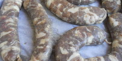 домашняя сыровяленая колбаса