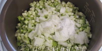 кабачковая икра в мультиварке