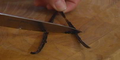 карамелизированные помидоры со сметанным мороженым