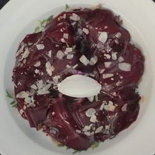 Рецепт Карпаччо из свеклы с козьим сыром