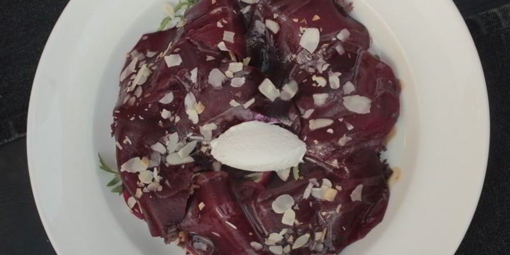 Рецепт карпаччо из свеклы с козьим сыром