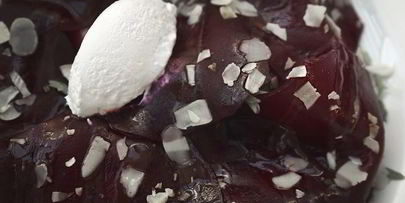 карпаччо из свеклы с козьим сыром