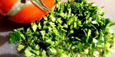 хитрые яйца, запеченные в мясной шубке