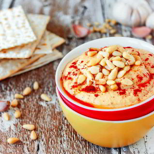 Хумус — знаменитый дип из Израиля