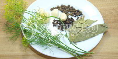 маринованные помидоры с лимонной кислотой