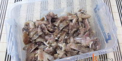 маринованные свиные уши