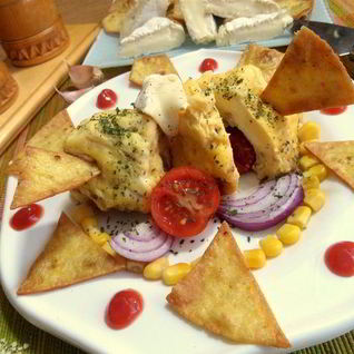 Быстрый омлет из микроволновки с чипсами