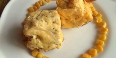 быстрый омлет из микроволновки с чипсами