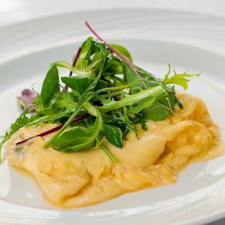 Французский омлет с сыром