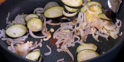 фриттата с овощами и сыром