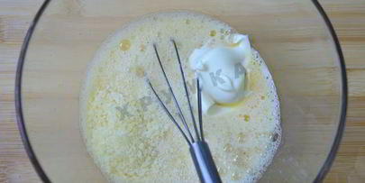 фриттата со стручковой фасолью помидорами черри и грибами