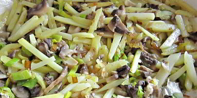 грибная фриттата с картофелем и луком-пореем