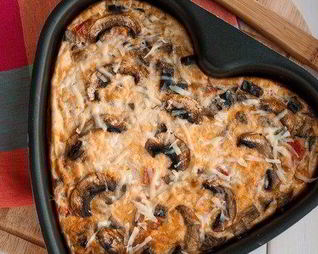 Грибная фриттата с шалфеем и пармезаном