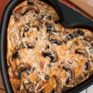 Грибная фриттата с шалфеем и пармезаном