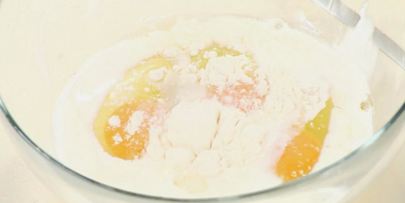 омлет и горячий шоколад