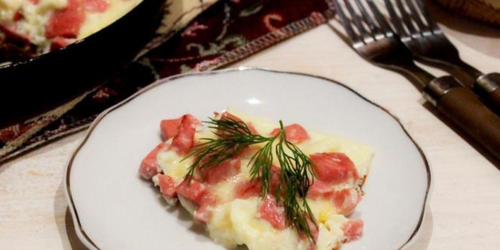 Рецепт омлета с колбасоя