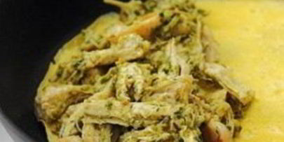 омлет с курицей и помидорами