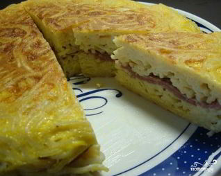 Омлет с макаронами