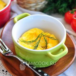 Омлет с молоком в микроволновке