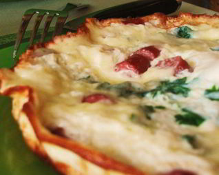 Омлет с охотничьими колбасками