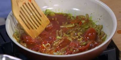 омлет с помидорами и цветной капустой