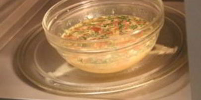 омлет с помидорами в микроволновке