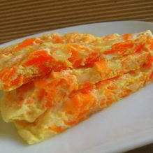 Рецепт Омлет с сырой морковью